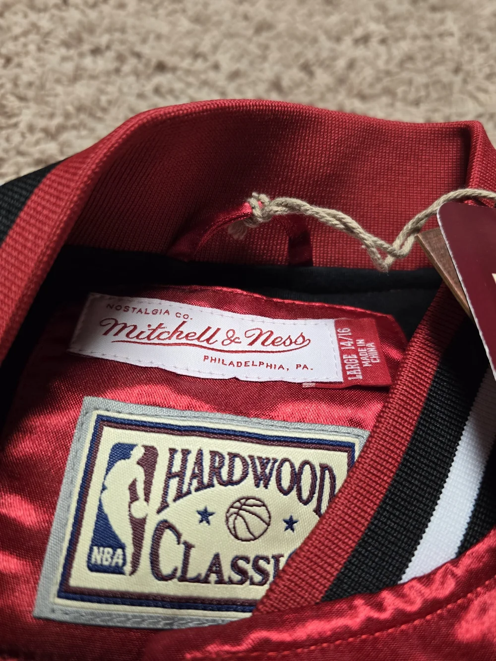 Mitchell & Ness Chicago Bulls Red Hardwood Classics Lightweight Satin Jacket